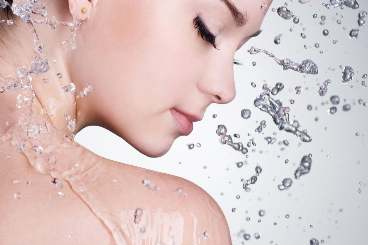 Mara-pros-and-cons-of-hydrafacials-1
